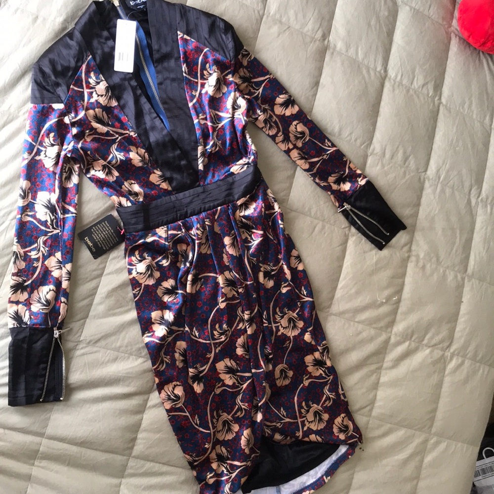 Floral Print Velvet Wrap Midi Dress